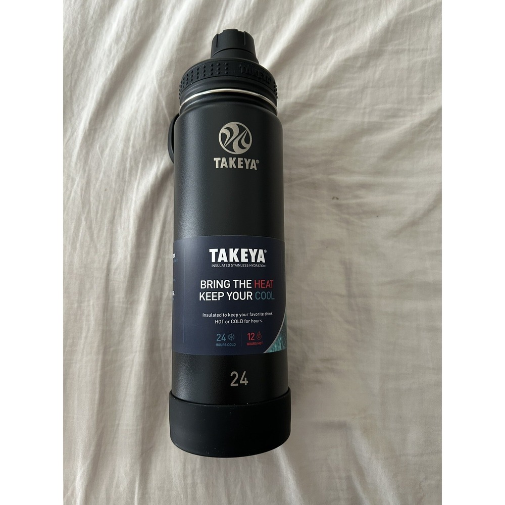 New 24 oz Original Takeya Sports Bottle Stainless-Steel Vacuum-Insulated Black